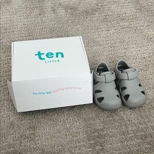 Ten Little toddler splash sandals - new in box